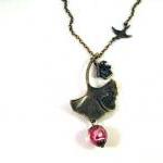 Ginkgo Leaf Necklace Jewelry - Antiqued Bronze..